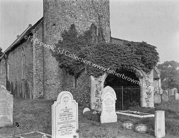 BEANACRE CHURCH WITH TOMBSTONES